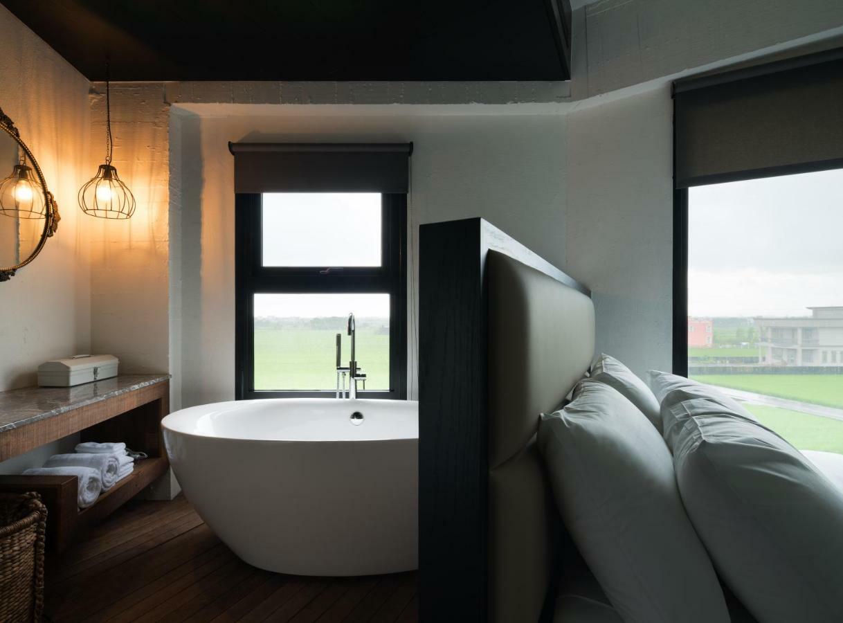 Black House Yilan Екстер'єр фото